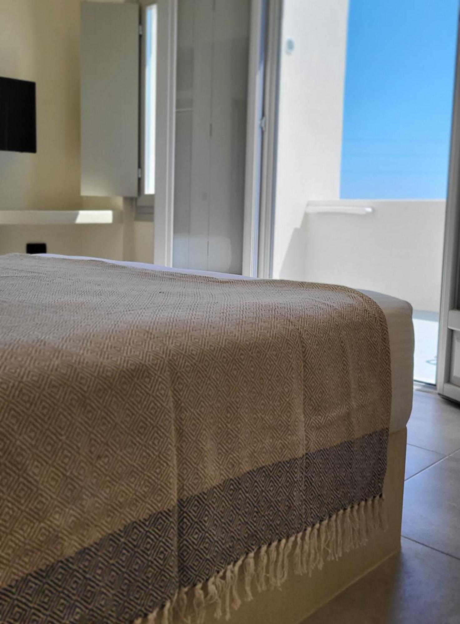 Maeva Suites Santorini Pýrgos Esterno foto