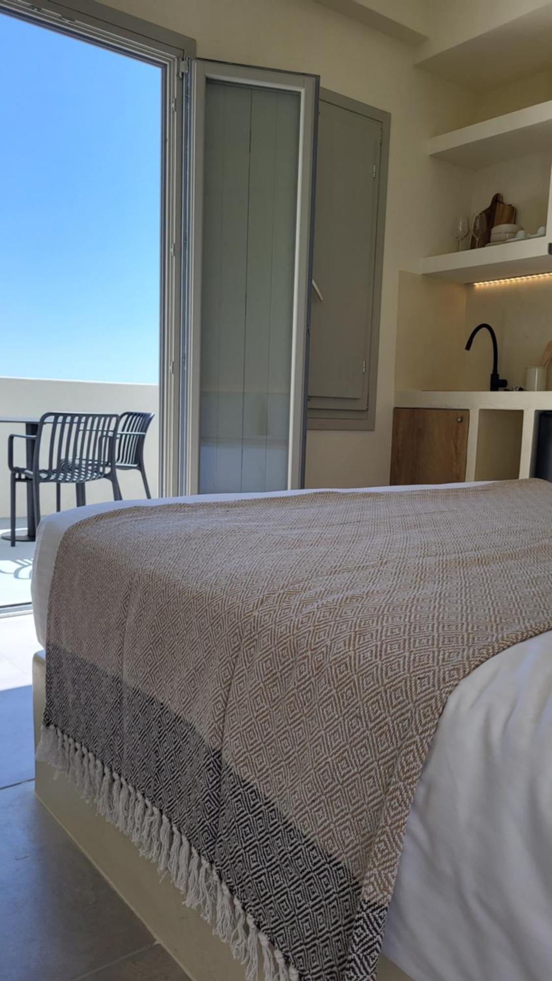 Maeva Suites Santorini Pýrgos Esterno foto